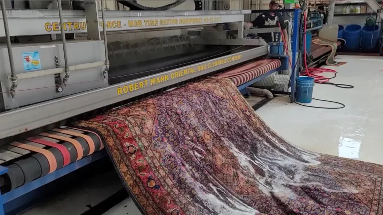 تصویر ماشین آلات کارخانه قالیشویی خیابان شیشه مینا